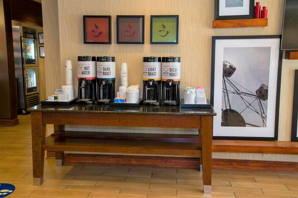 Hampton Inn Lewisburg Restoran gambar